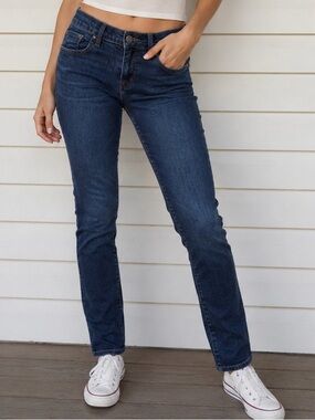 J Brand Mid-Rise Skinny Jeans in  Dark Wash Size 29